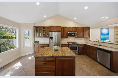 4878 Galicia Way, Oceanside, CA 92056 - Photo 16