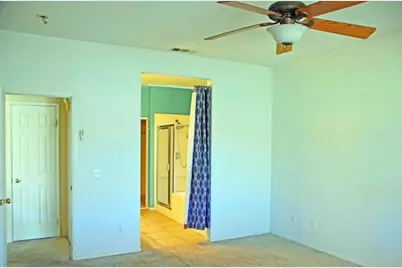 11728 Trailwood Street, Victorville, CA 92392 - Photo 16