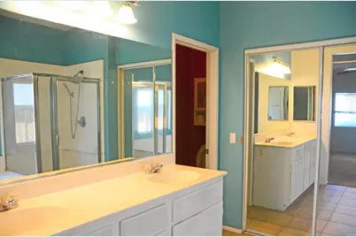11728 Trailwood Street, Victorville, CA 92392 - Photo 18