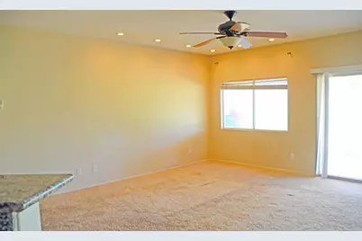 11728 Trailwood Street, Victorville, CA 92392 - Photo 12