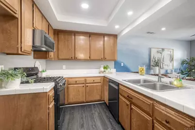 366 Flower Lane, Vista, CA 92083 - Photo 6