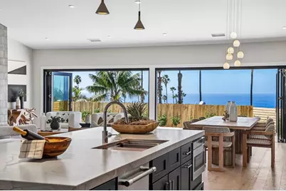 6662 Avenida La Reina, La Jolla, CA 92037 - Photo 14