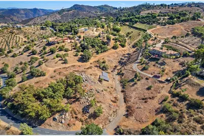 30477 Via Maria Elena, Bonsall, CA 92003 - Photo 46
