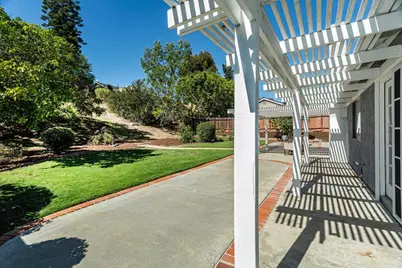 7107 Manzanita Street, Carlsbad, CA 92011 - Photo 18