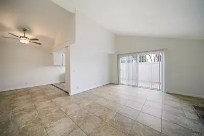 3573 Coconut Way, Oceanside, CA 92058 - Photo 4