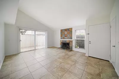 3573 Coconut Way, Oceanside, CA 92058 - Photo 2