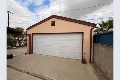 927 E Lincoln Street, Carson, CA 90745 - Photo 20