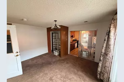 927 E Lincoln Street, Carson, CA 90745 - Photo 6