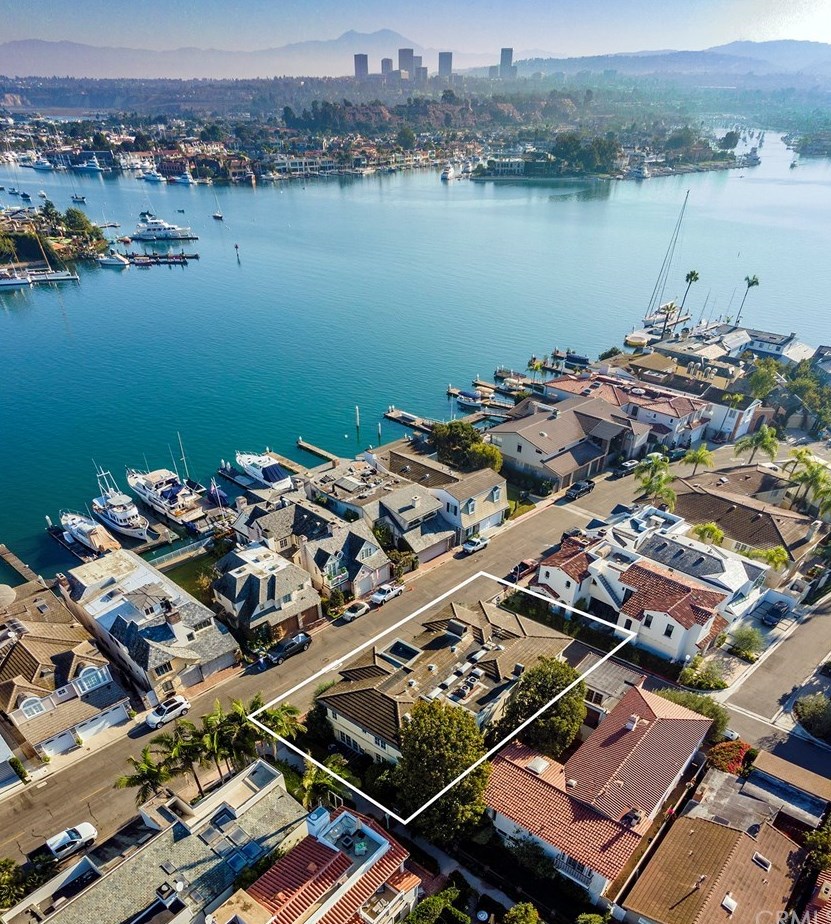 845 Via Lido Nord, Newport Beach, CA 92663