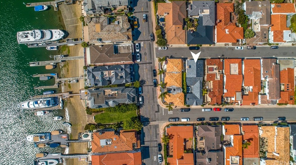 105 Via Waziers, Newport Beach, CA 92663