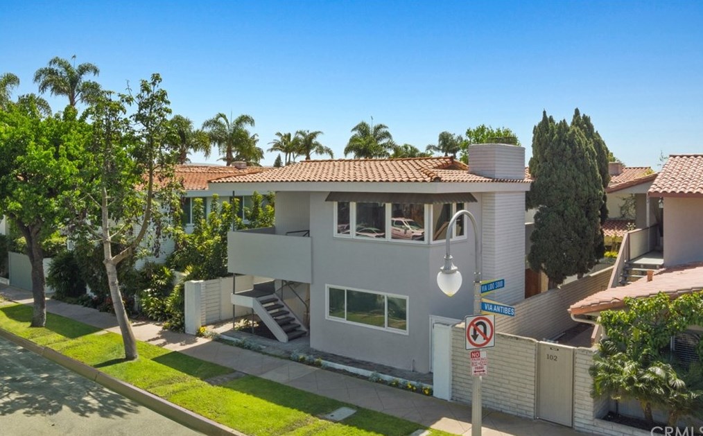 104 Via Antibes #3, Newport Beach, CA
