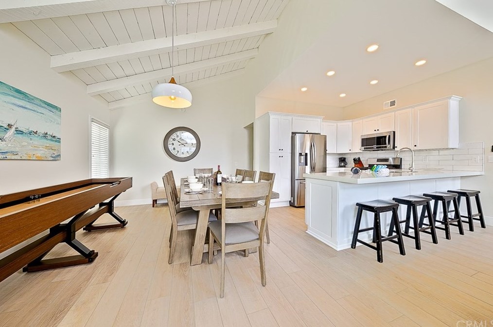 2711 W Balboa Blvd, Newport Beach, CA 92663