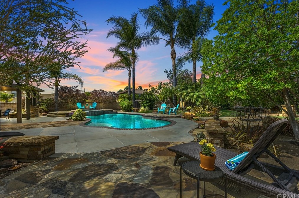 2202 Stallion Dr, Norco, CA 92860