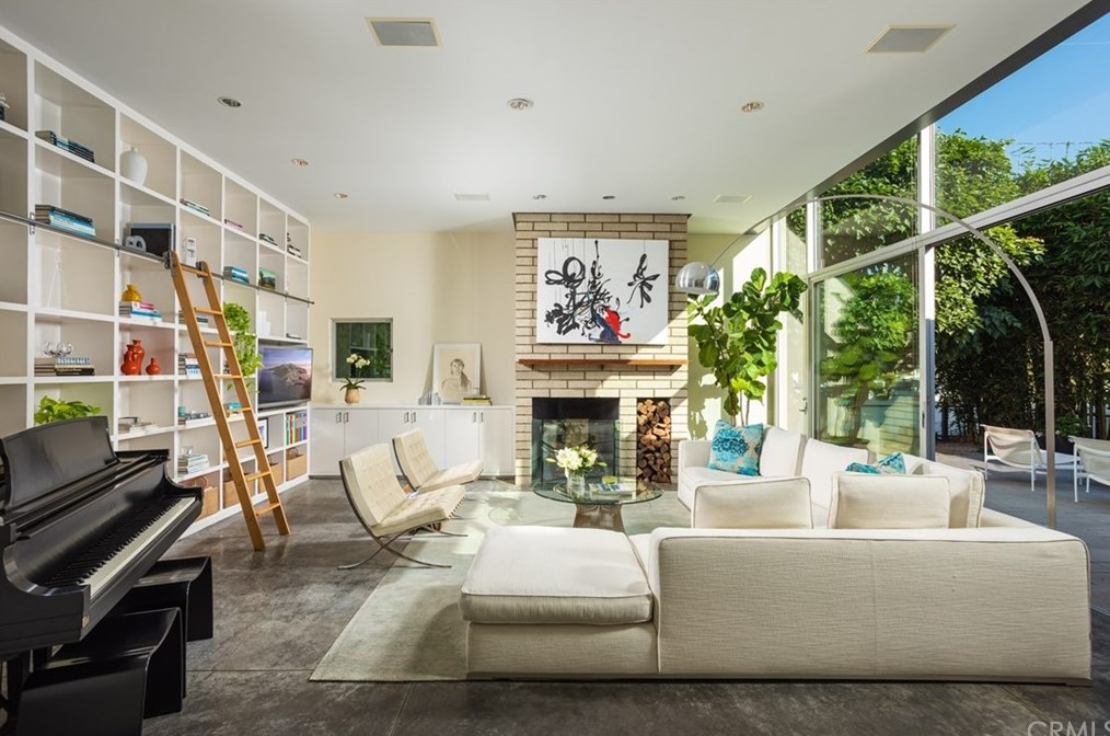 519 Santa Ana Ave, Newport Beach, CA 92663