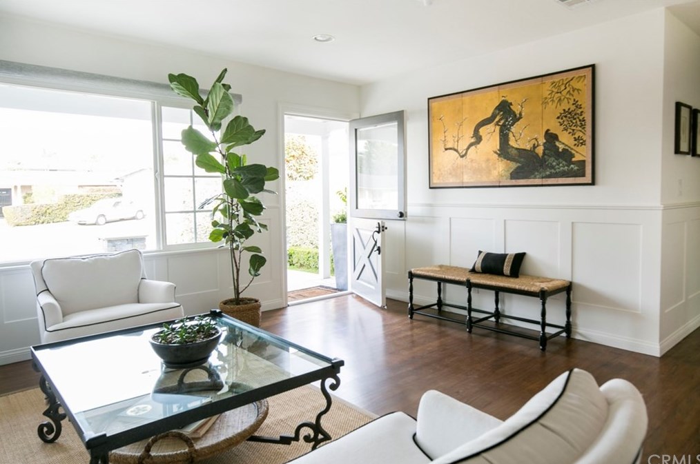 277 Rochester St, Costa Mesa, CA 92627-3140