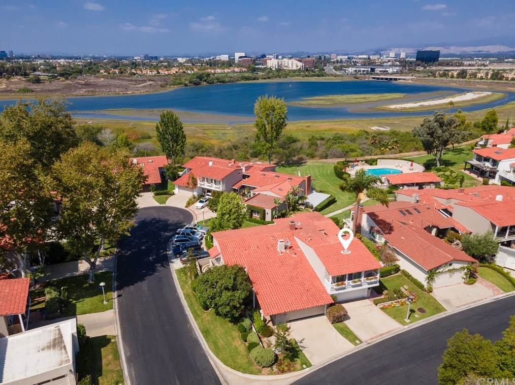 406 Vista Quinta, Newport Beach, CA 92660