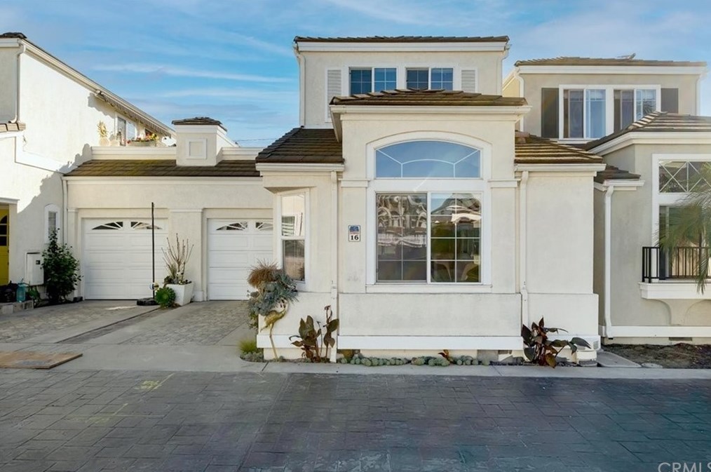 700 Lido Park Dr #16, Newport Beach, CA 92663