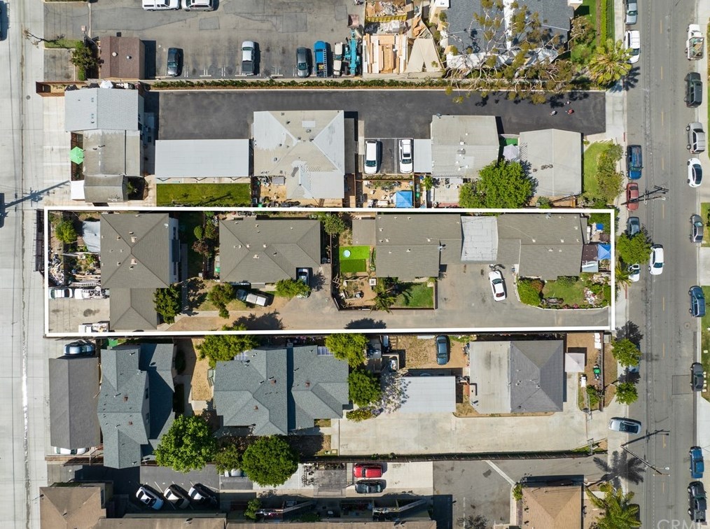 1971 Wallace Ave, Costa Mesa CA  92627-6255 exterior
