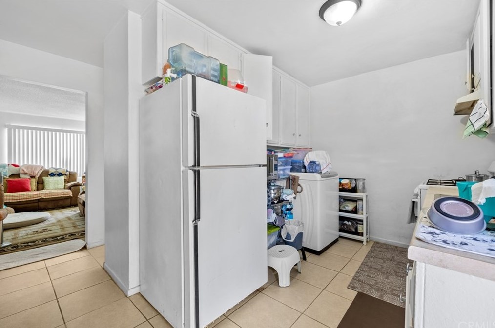 1971 Wallace Ave, Costa Mesa CA  92627-6255 exterior