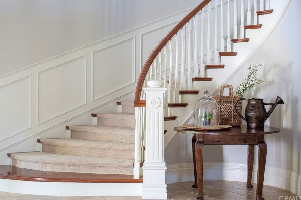 8 Gleneagles Dr, Newport Beach, CA 92660