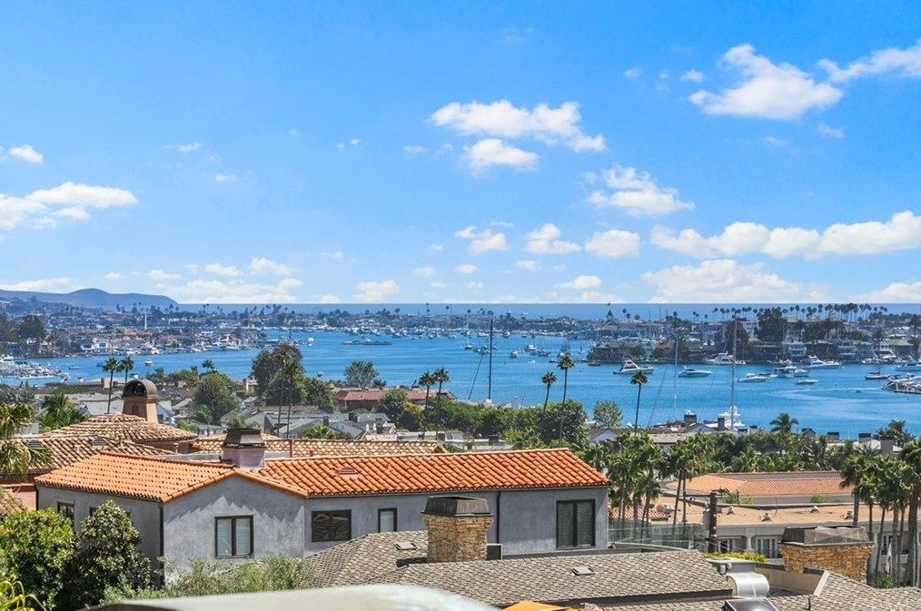 1520 Kings Rd, Newport Beach, CA 92663