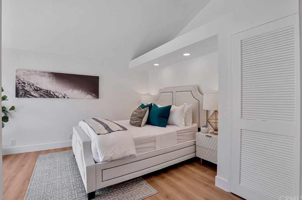 7202 Deep Harbor Dr, Huntington Beach CA  92648-3056 exterior