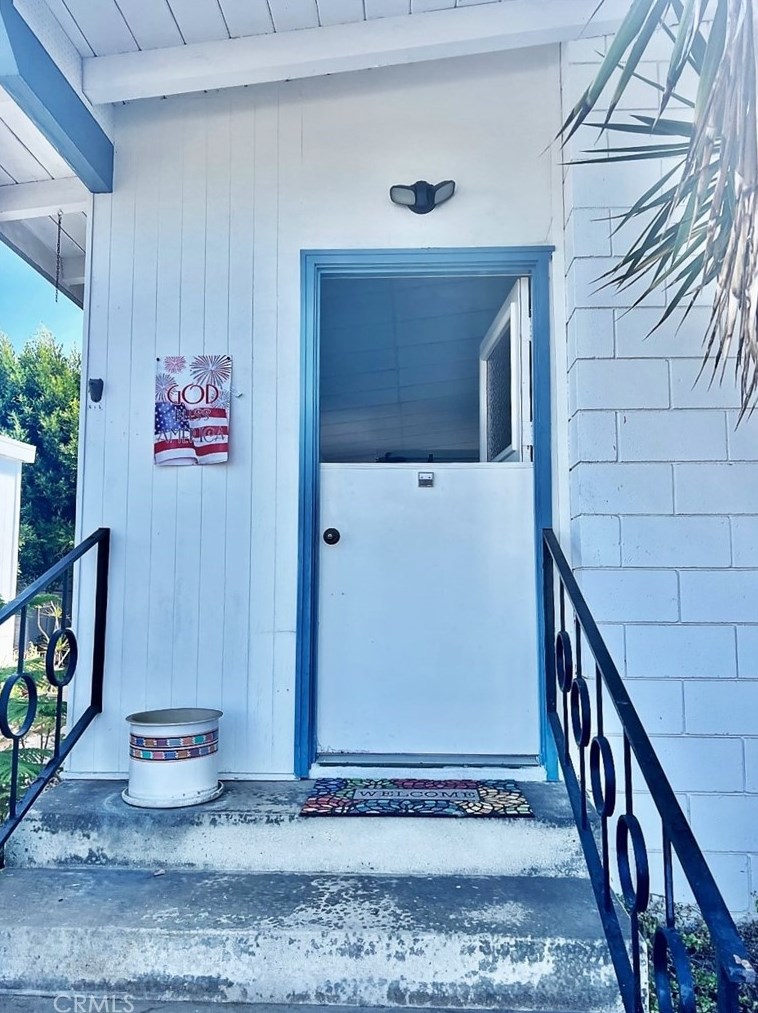 56 Saratoga, Newport Beach, CA 92660