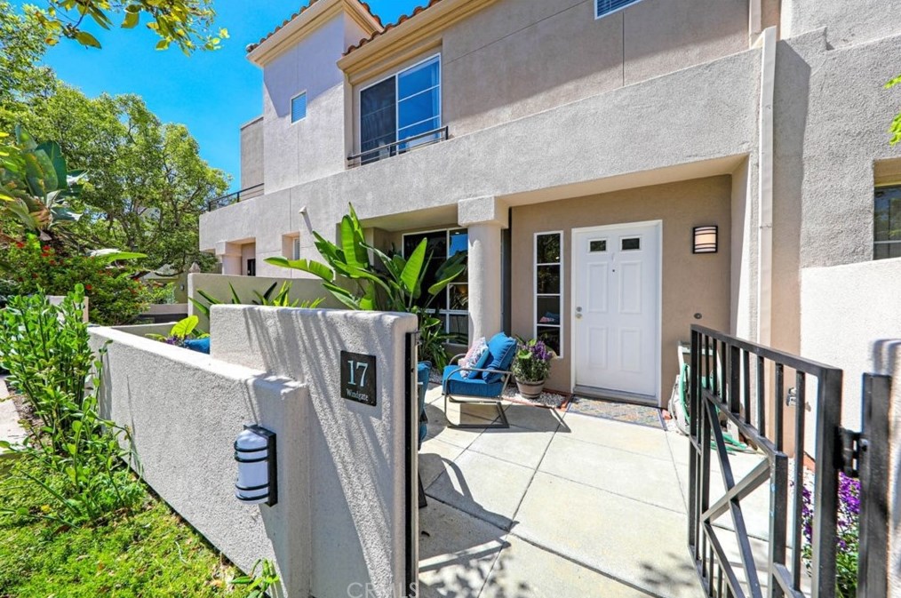 17 Windgate, Laguna Beach, CA 92656-2320