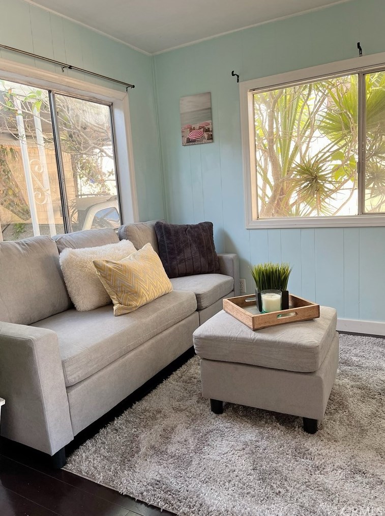 1535 Superior #27, Newport Beach, CA 92663