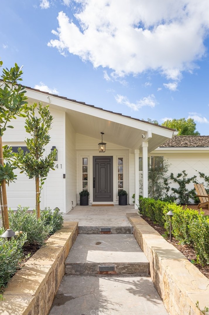 1941 Commodore Rd, Newport Beach, CA 92660