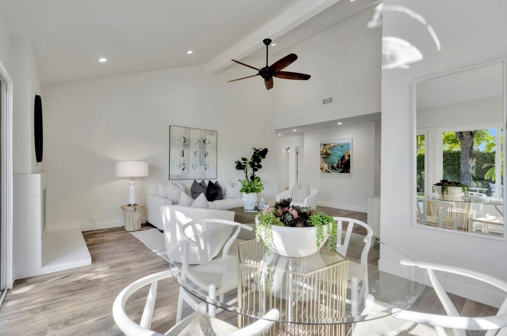 8662 Anchorage Dr, Huntington Beach CA  92646-3202 exterior