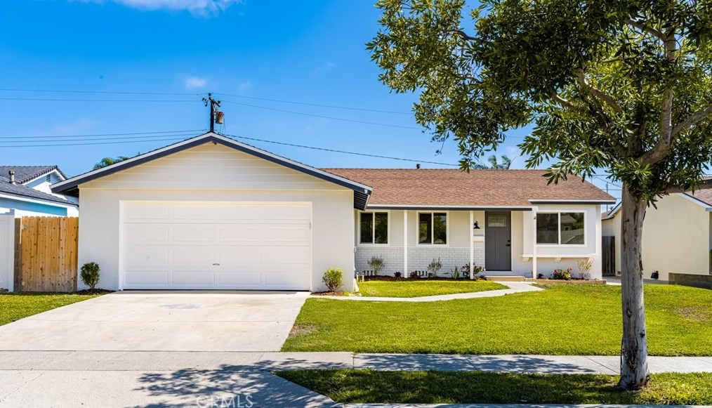 15432 Stanford Ln, Huntington Beach, CA 92647