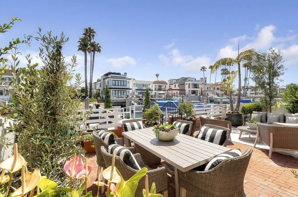 3910 1/2 River Ave, Newport Beach, CA 92663