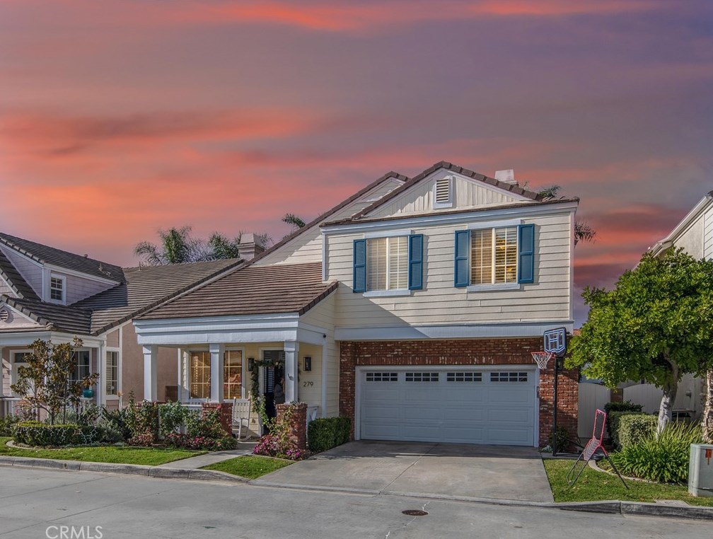 279 Mesa Dr, Costa Mesa, CA 92627-4622