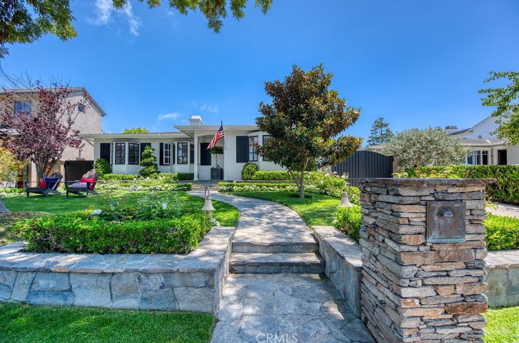 400 Pirate Rd, Newport Beach, CA 92663