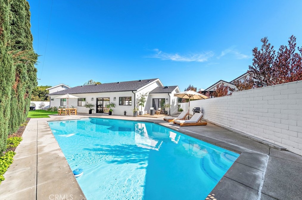 2322 Orchid Hill Pl, Newport Beach, CA 92660