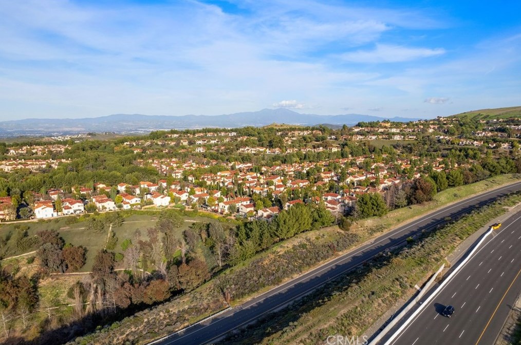 42 Arborside, Irvine CA  92603-0111 exterior