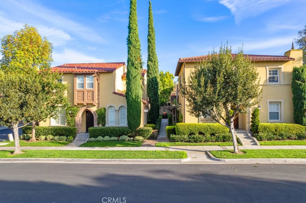 42 Arborside, Irvine CA  92603-0111 exterior