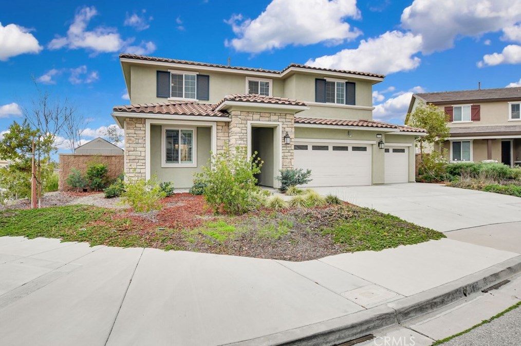 15203 Planger Ln, Fontana, CA 92336-1023
