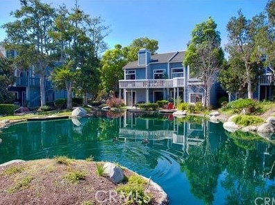 8132 Atwater Cir #204, Huntington Beach, CA 92646