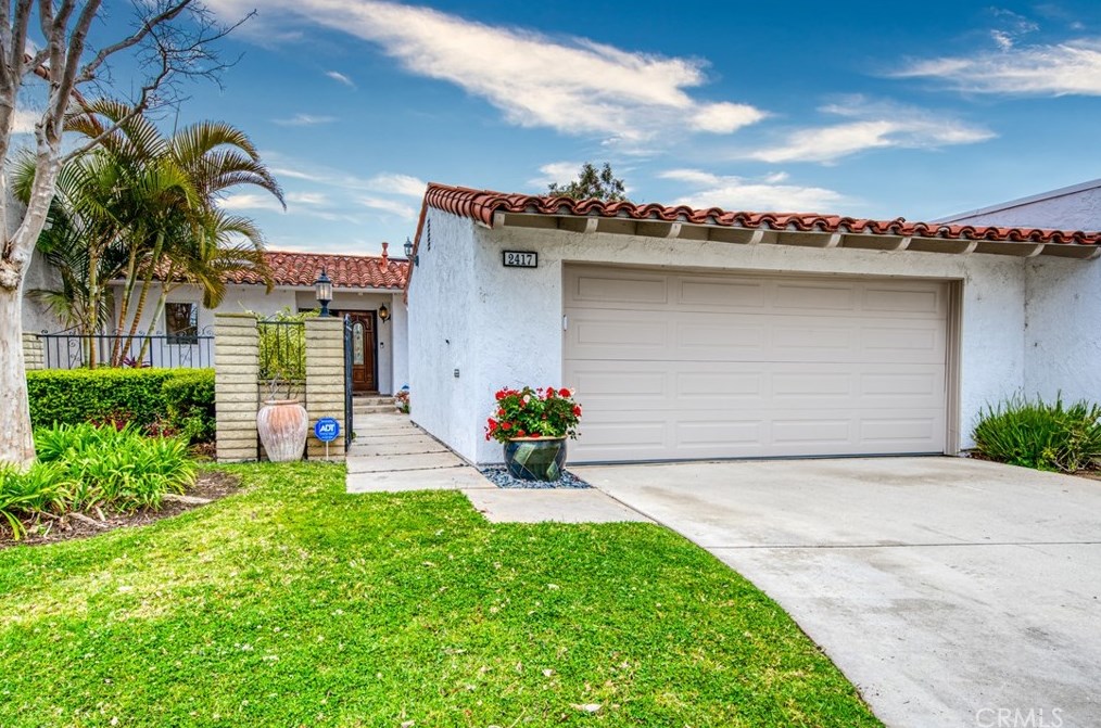 2417 Novia, Newport Beach, CA 92660