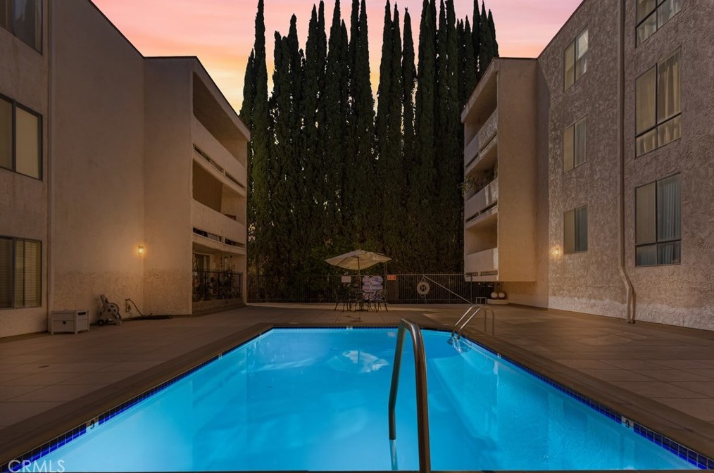 125 N Allen Ave #109, Pasadena, CA 91106