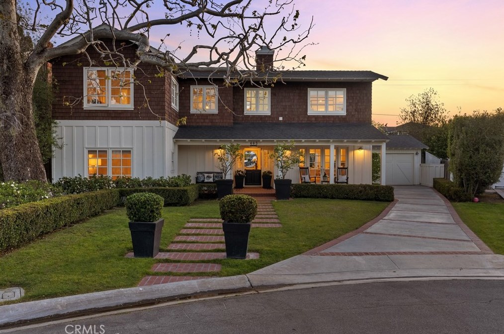 463 Walnut Pl, Costa Mesa, CA 92627