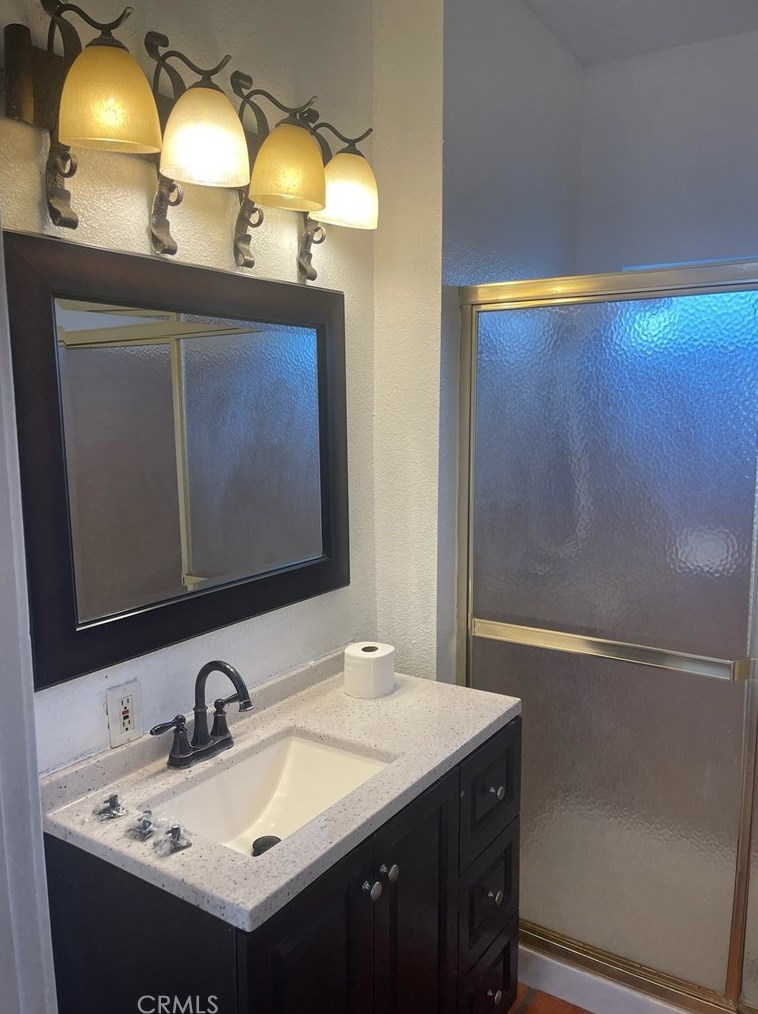 311 Harvard St, Hemet, CA 92543-5949