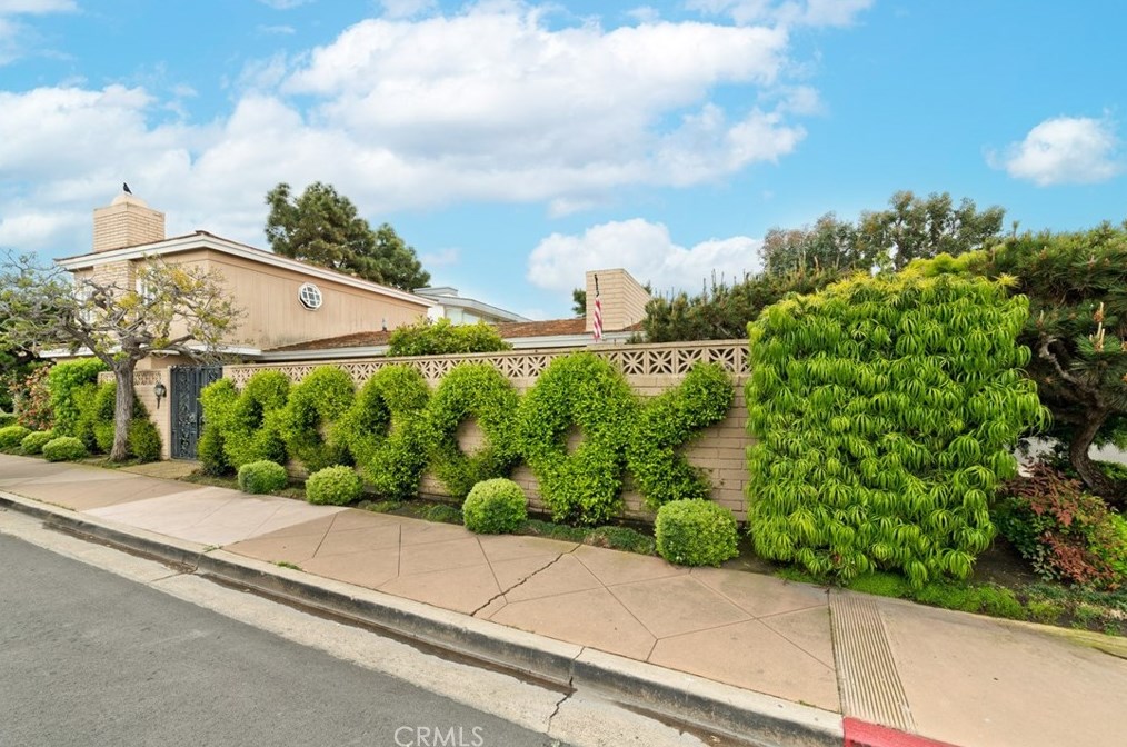 817 Via Lido Nord, Newport Beach, CA 92663