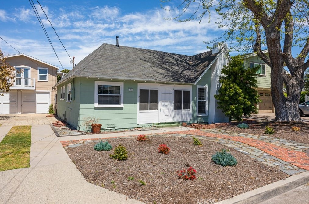 178 Virginia Pl, Costa Mesa CA  92627-1712 exterior