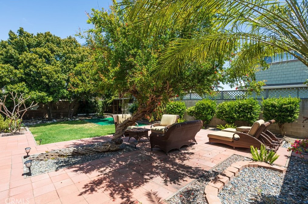 178 Virginia Pl, Costa Mesa CA  92627-1712 exterior