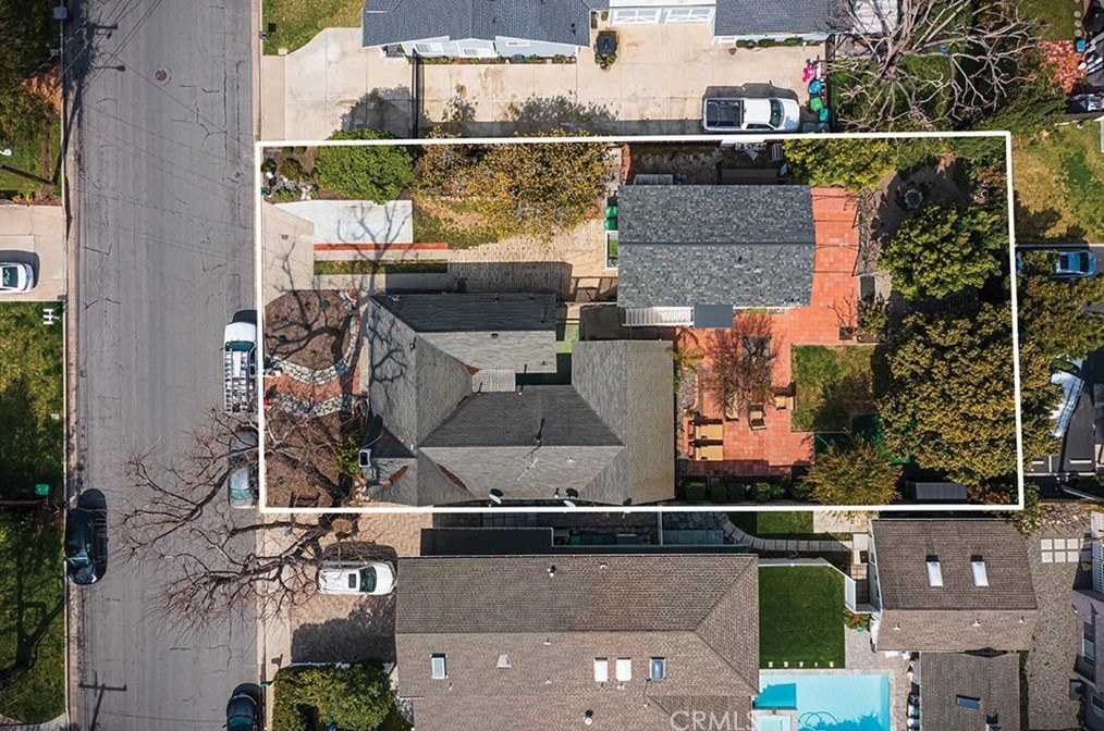 178 Virginia Pl, Costa Mesa CA  92627-1712 exterior