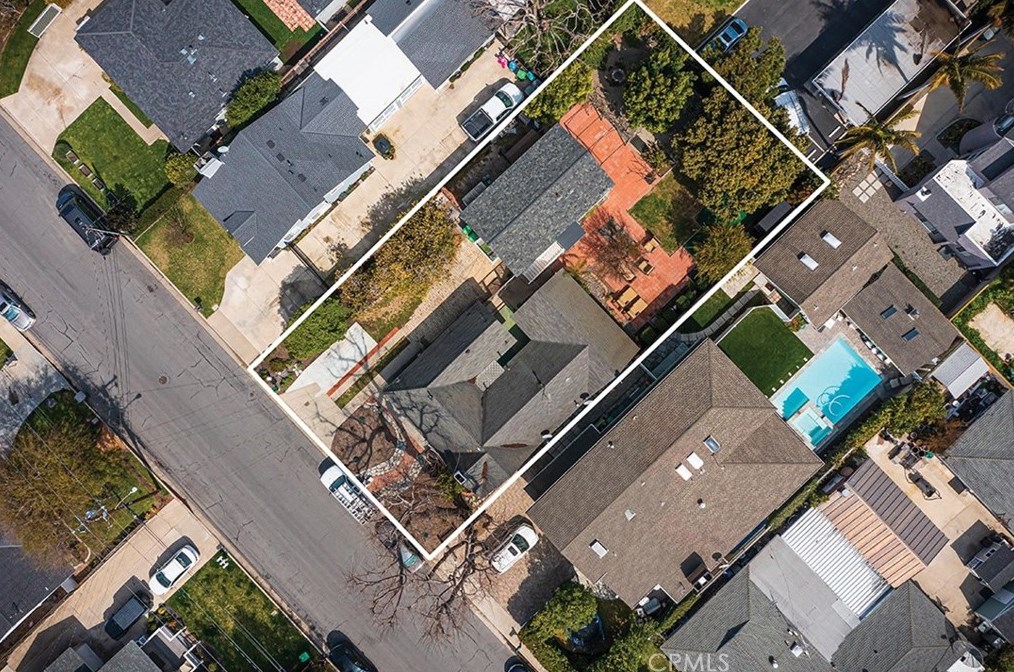178 Virginia Pl, Costa Mesa CA  92627-1712 exterior