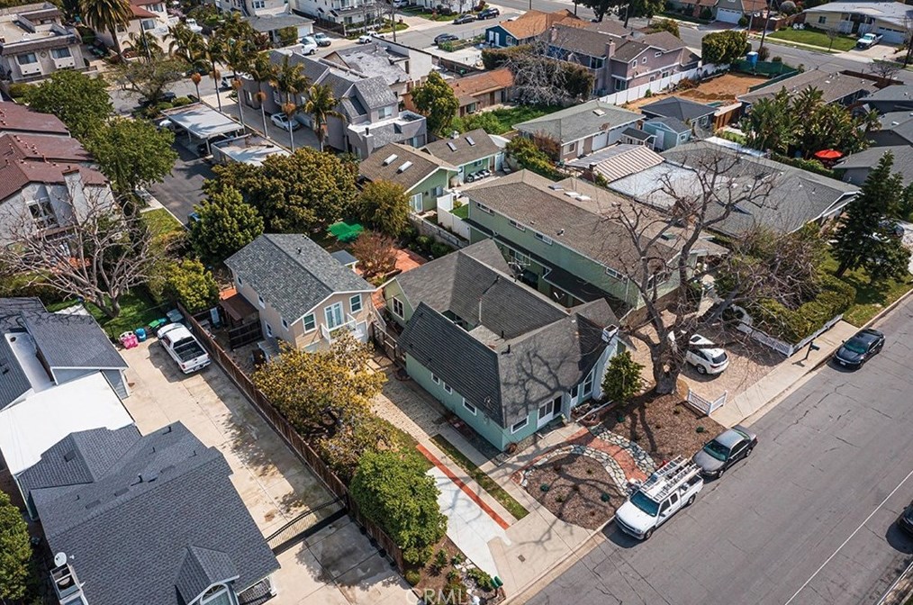178 Virginia Pl, Costa Mesa CA  92627-1712 exterior